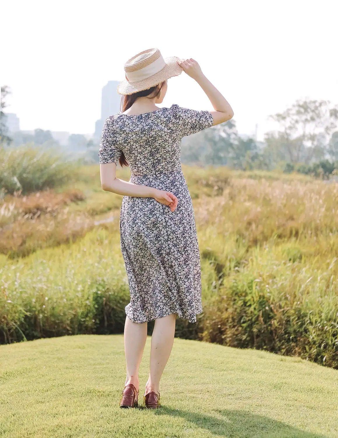 Nyla Floral Dress in Dark Navy