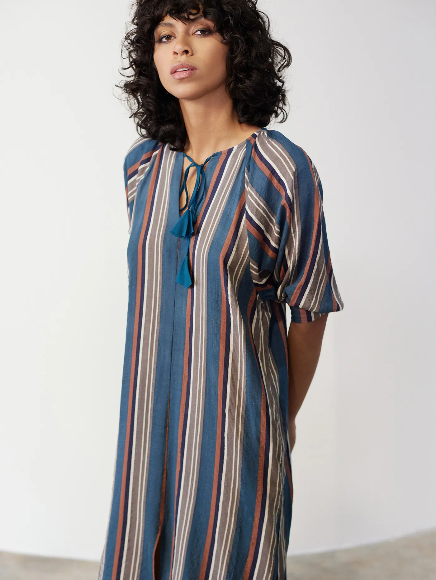 Skatïe – Striped Print Midi Dress in Brunswick Blue