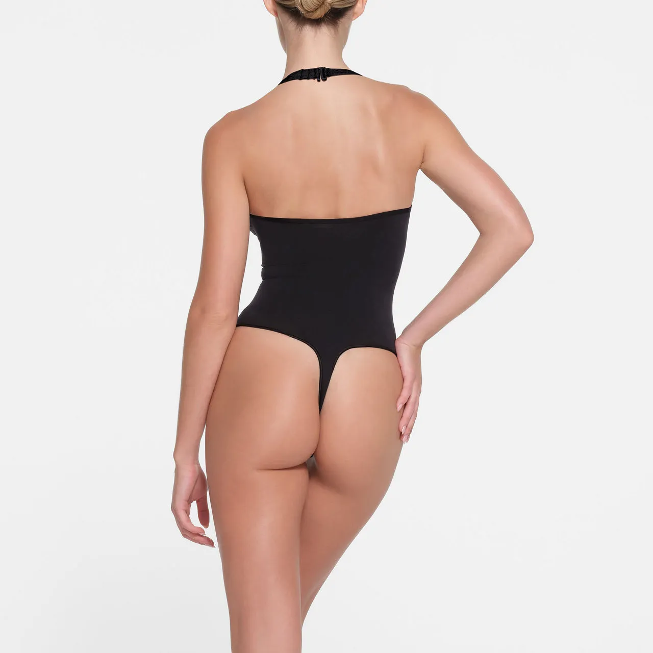 SKIMS SEAMLESS SCULPT Deep Plunge Thong Bodysuit Onyx - Black