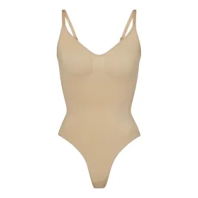 SKIMS SEAMLESS SCULPT Thong Bodysuit Clay - Beige