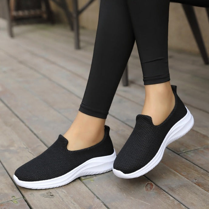 Tiosebon Travel Comfort Walking Shoes