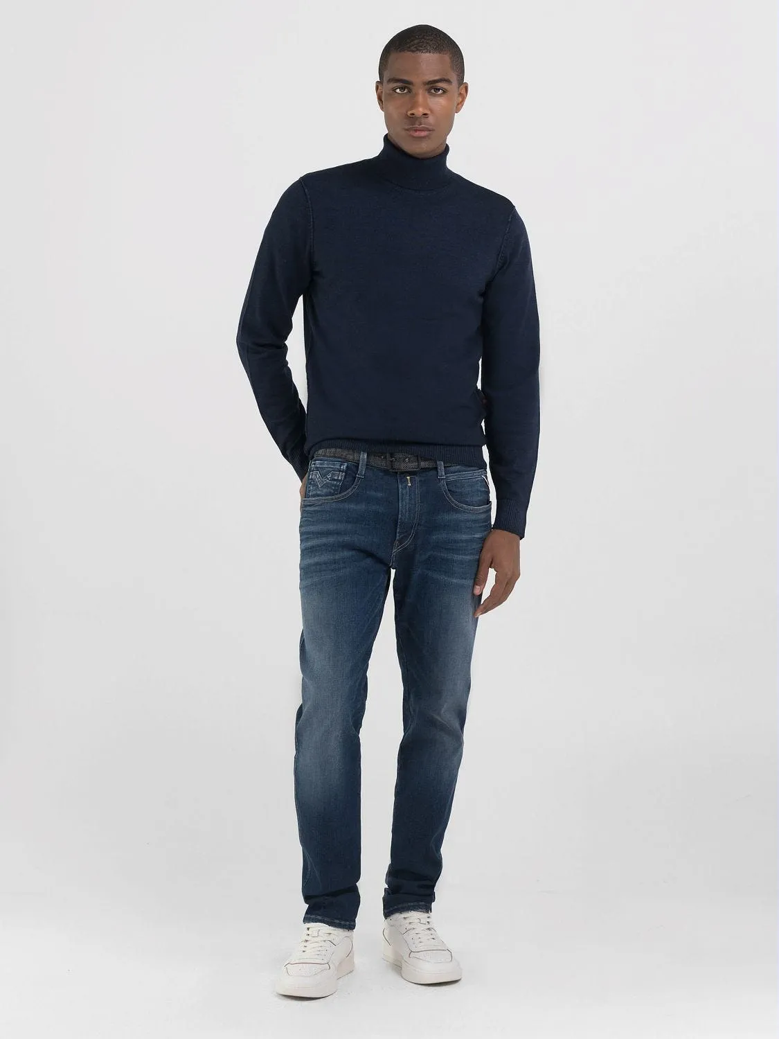 WOOL-BLEND TURTLENECK PULLOVER