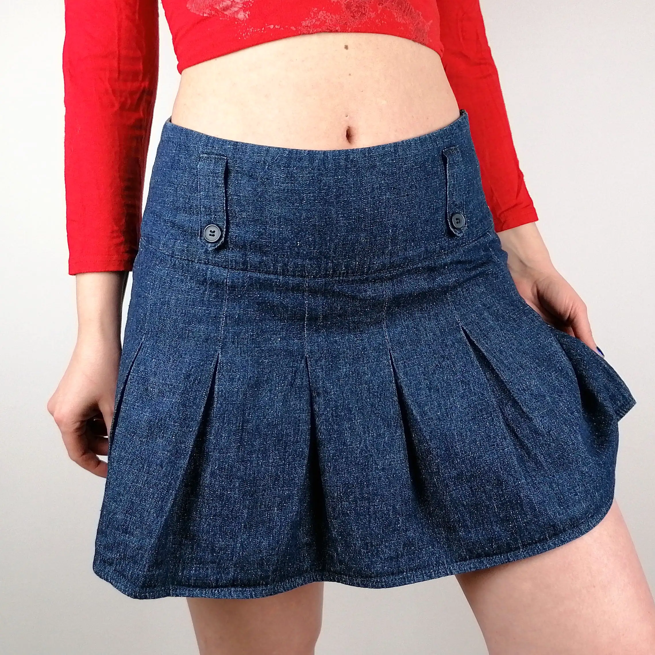 Y2K Denim mini-skirt with pleats - size M